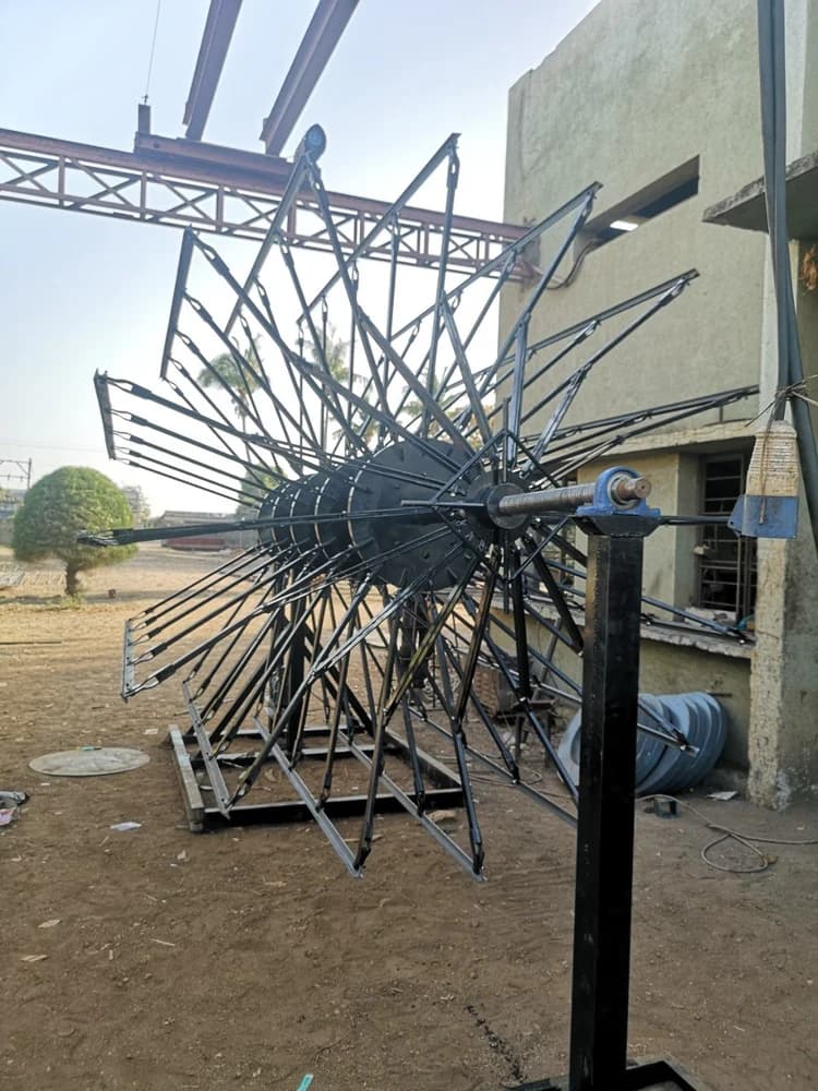 2400mm Motor Operated Collapsible Reinforcement Machine - detail view 1
